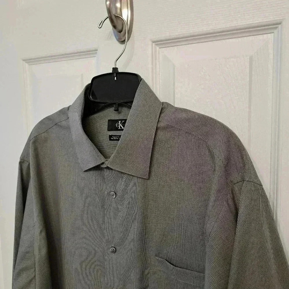 Calvin Klein Men's  Dress Shirt Grey Cotton 17 - 32/33 Micro Check Non Iron - Picture 10 of 12